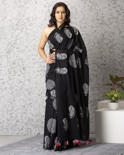 Printed Black n White Print Cotton MulMul Saree