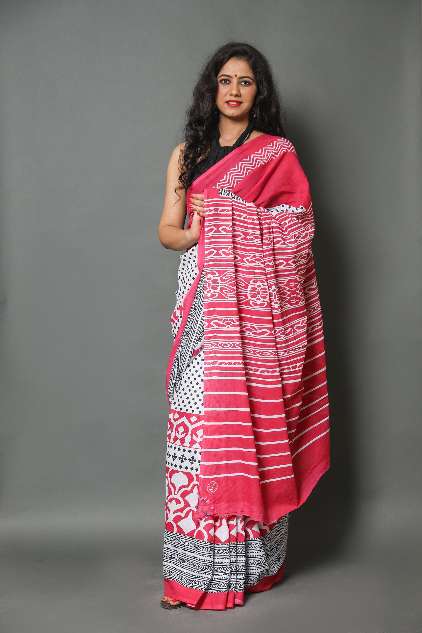 Cotton MulMul Pink Printed Sarees