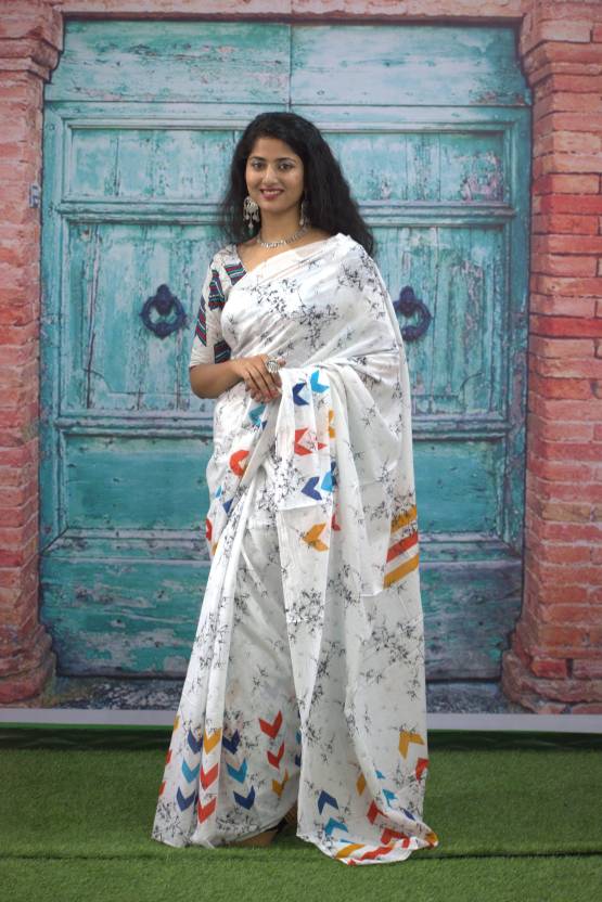 Printed White Batik Print Cotton MulMul Saree