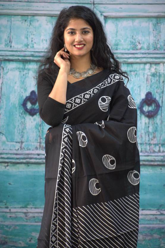 Printed Black n White Print Cotton MulMul Saree