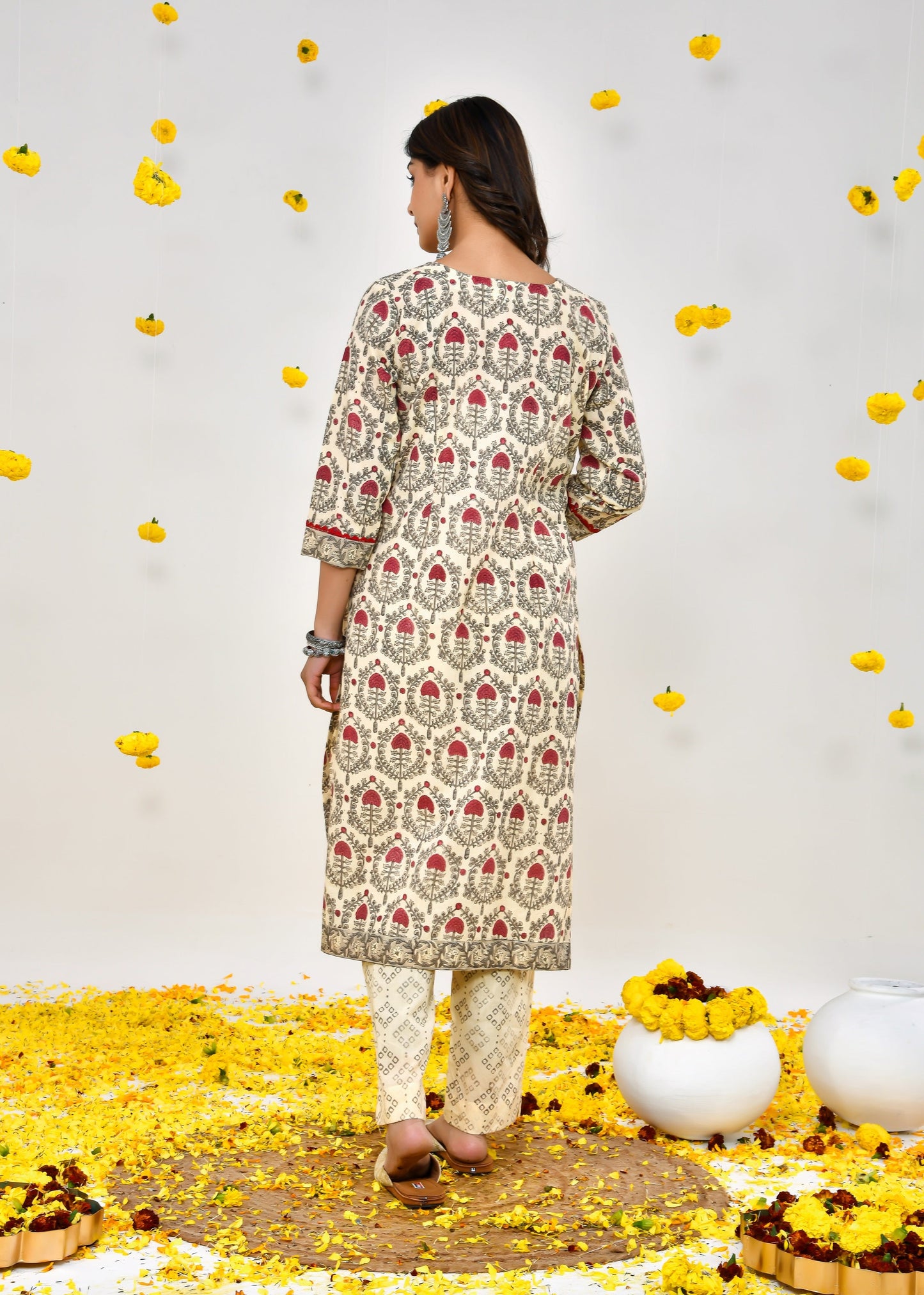 Araya Cream Kota Doriya Dupatta Dress