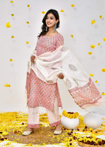 Shyla Pink Chanderi Dupatta Dress