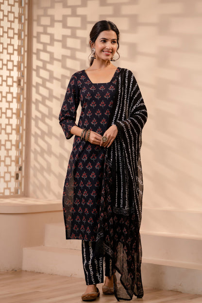 Fazeen Black Chiffon Dupatta Dress