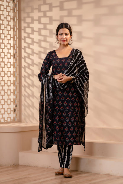 Fazeen Black Chiffon Dupatta Dress