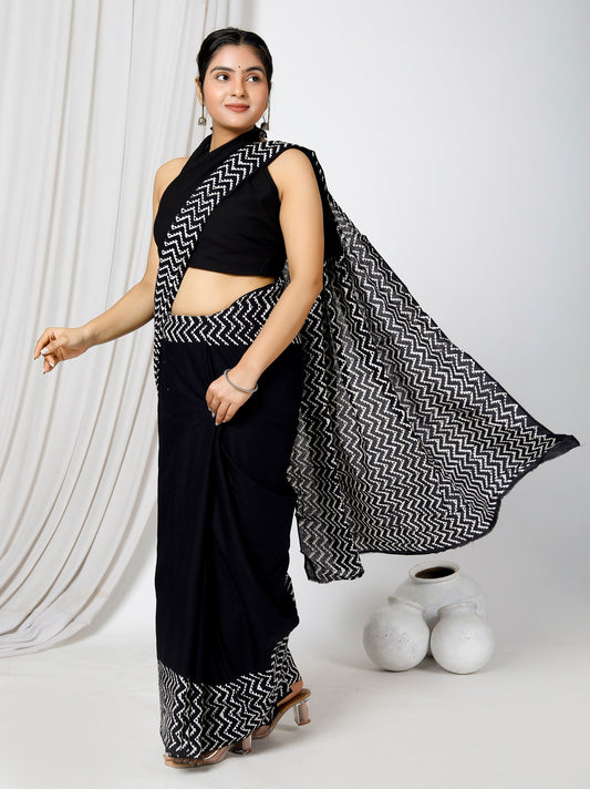 Printed Black n White Print Cotton MulMul Saree