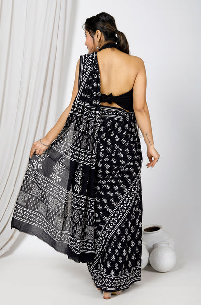 Printed Black n White Print Cotton MulMul Saree