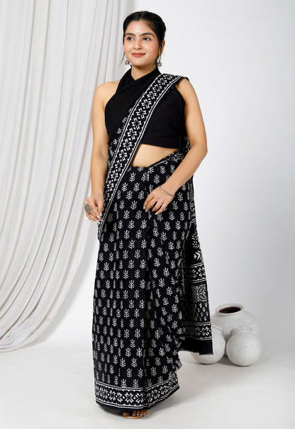 Printed Black n White Print Cotton MulMul Saree