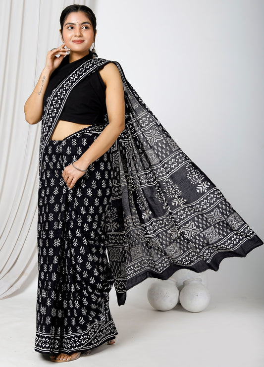 Printed Black n White Print Cotton MulMul Saree