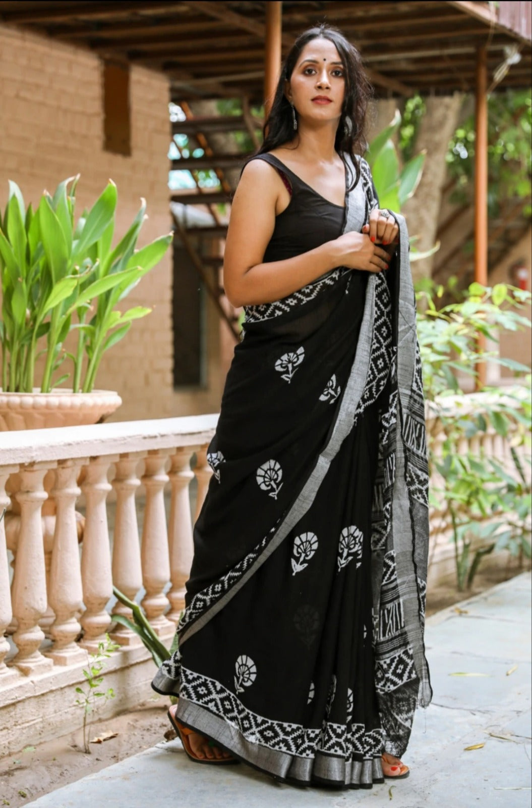 Premium Black Cotton Linen Saree